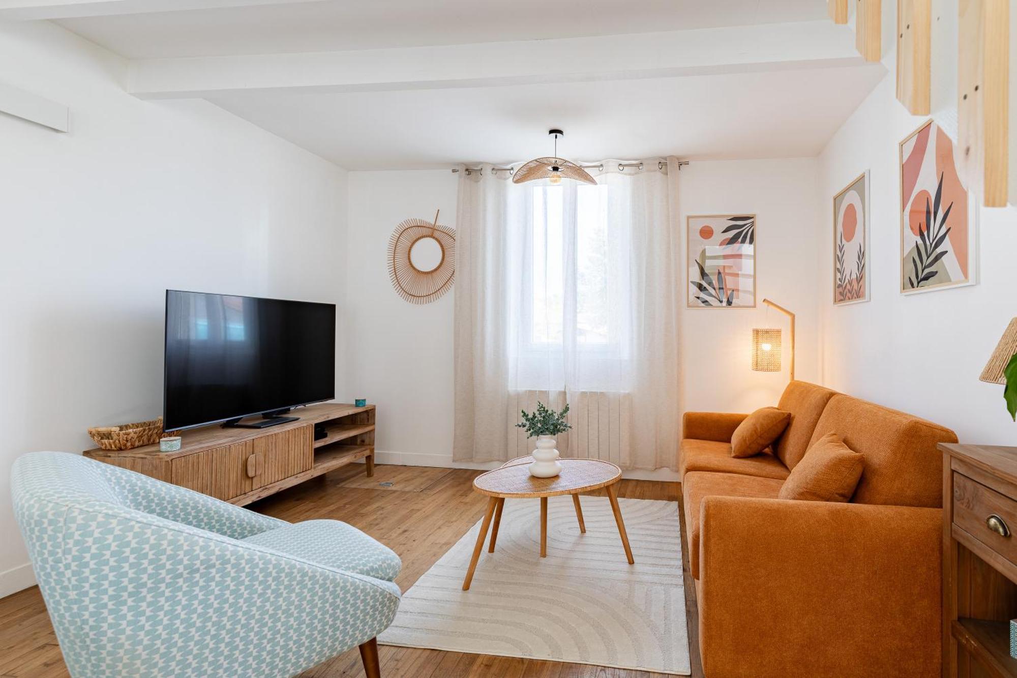 Belle Maison De Ville l'Isle-d'Espagnac Extérieur photo